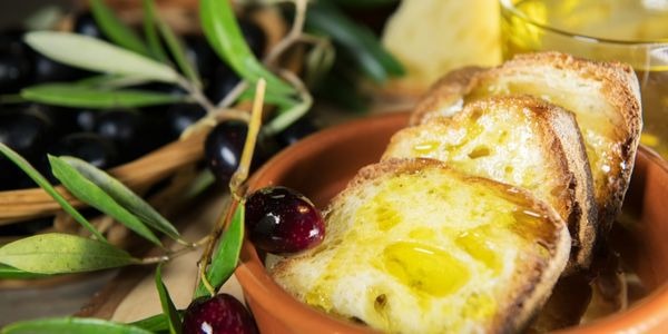 ¿Qué es realmente el AOVE y por qué NO todos los “Aceites de Oliva Virgen Extra” lo son?